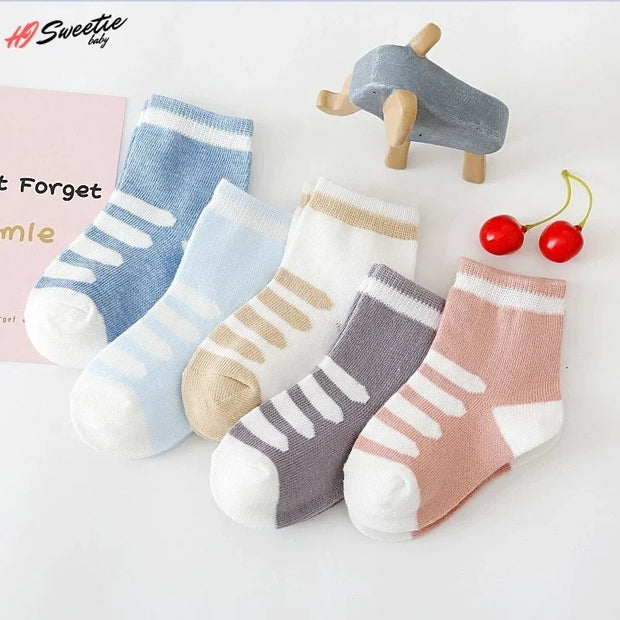 5 Paar weiche Babysocken mit Design