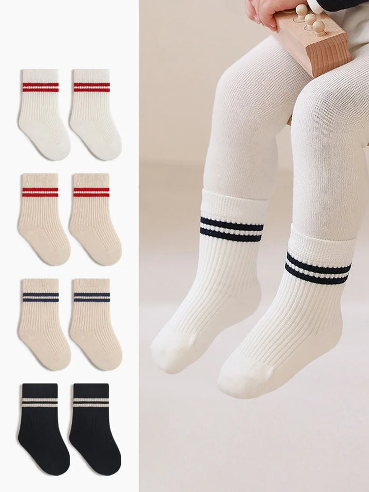 Kinder farbenfrohe Socken